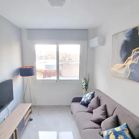 Coastal Chic: Luxury In The Heart Of The City! With Smart Tv! Apartment