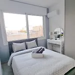 Coastal Chic: Luxury In The Heart Of The City! With Smart Tv! Apartment *