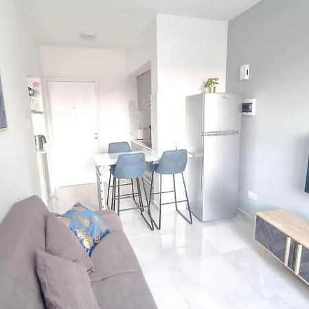 Apartman Coastal Chic: Luxury In The Heart Of The City! With Smart Tv! *