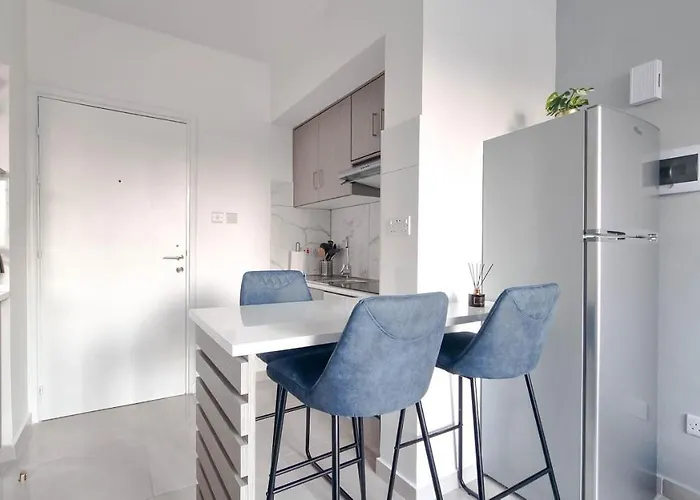 Coastal Chic: Luxury In The Heart Of The City! With Smart Tv! Lägenhet *